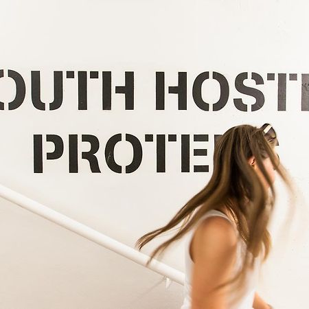 Youth Hostel Proteus Постойна Экстерьер фото